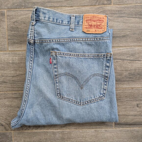 Levi's 569 Loose Straight Fit Jeans Men's Size 42x30 Medium Wash - Picture 13 of 13